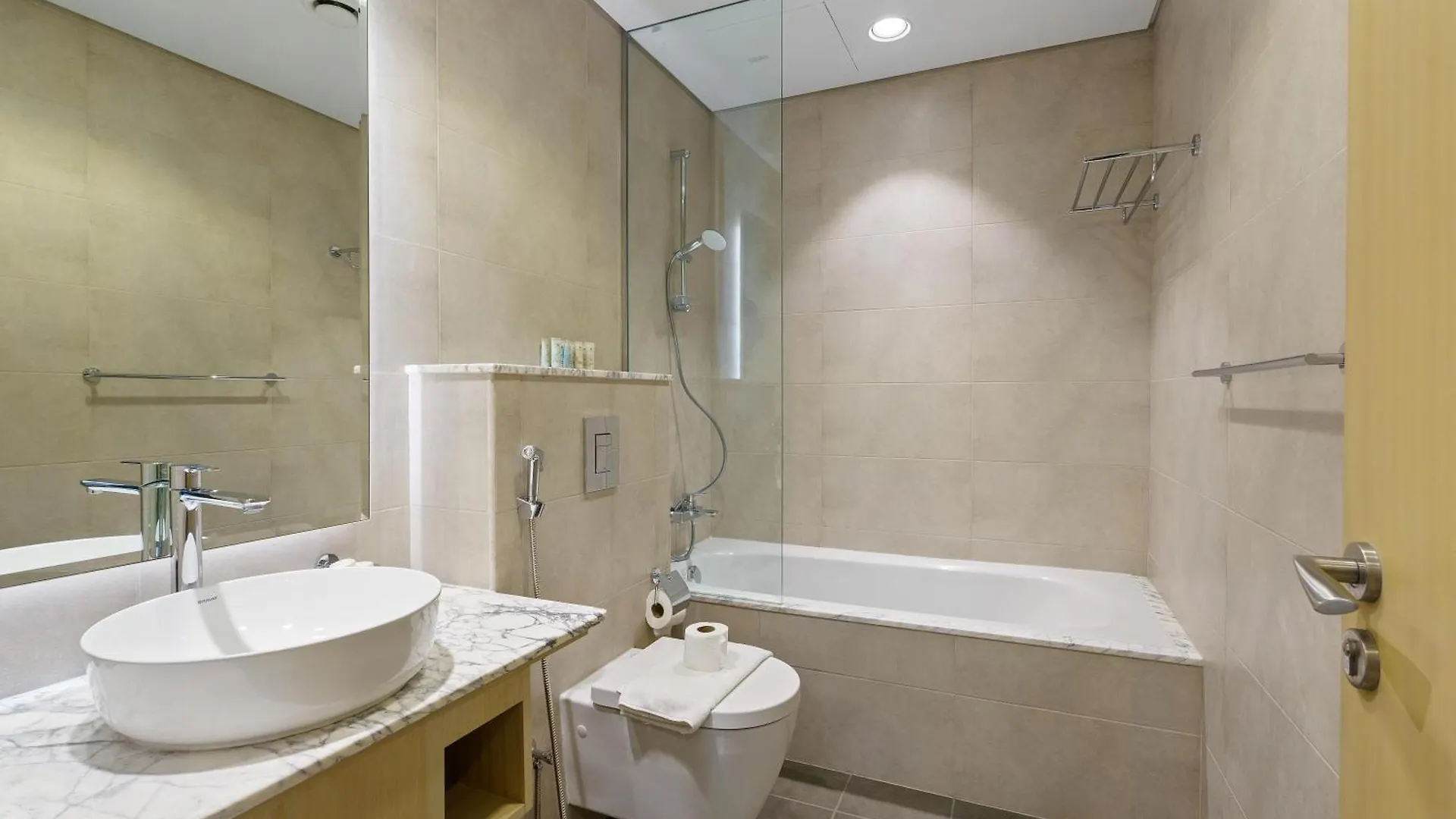 Luxury 3 Bedroom Near Burj Khalifa 43Rd Floor Dubai 0*,  United Arab Emirates